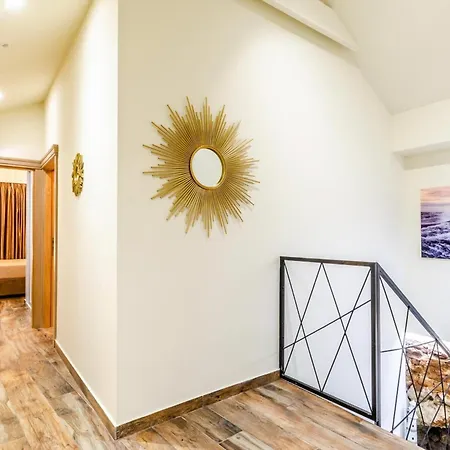 Fantastic Seafront 4 Bedrooms Samostan Prestige Stunning Korčula