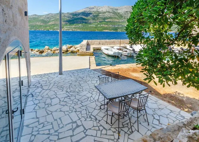 빌라 Fantastic Seafront 4 Bedrooms Samostan Prestige Stunning