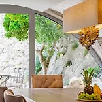 Fantastic Seafront 4 Bedrooms Samostan Prestige Stunning
