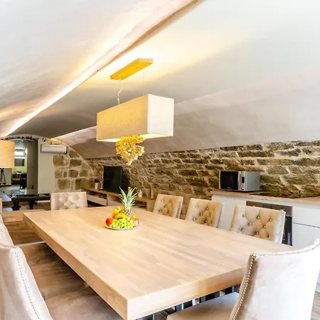 Vila Fantastic Seafront 4 Bedrooms Samostan Prestige Stunning