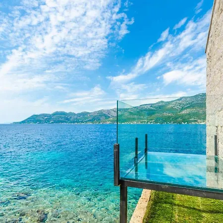 Fantastic Seafront 4 Bedrooms Samostan Prestige Stunning Sea Views Enclosed Garden With Private Pool Villa *