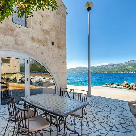 Villa Fantastic Seafront 4 Bedrooms Samostan Prestige Stunning Sea Views Enclosed Garden With Private Pool