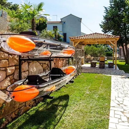 Fantastic Seafront 4 Bedrooms Samostan Prestige Stunning Sea Views Enclosed Garden With Private Pool Korčula