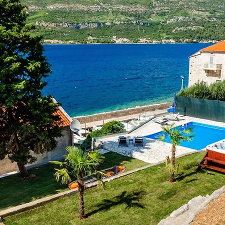 Fantastic Seafront 4 Bedrooms Samostan Prestige Stunning Sea Views Enclosed Garden With Private Pool Villa *