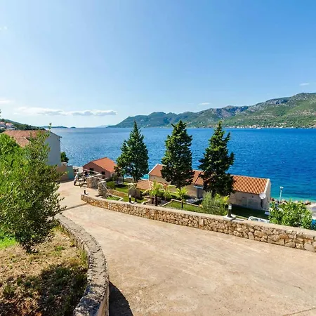 Villa Fantastic Seafront 4 Bedrooms Samostan Prestige Stunning Sea Views Enclosed Garden With Private Pool