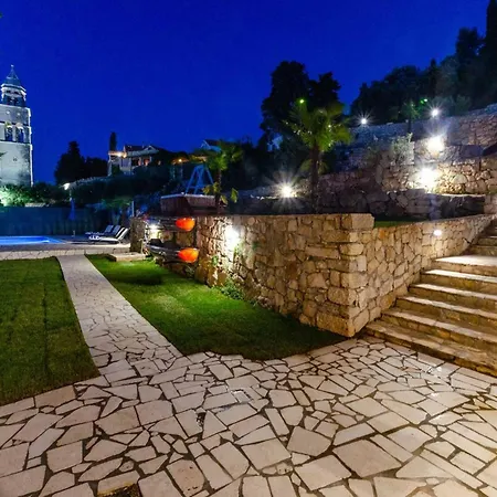 Fantastic Seafront 4 Bedrooms Samostan Prestige Stunning Sea Views Enclosed Garden With Private Pool Villa
