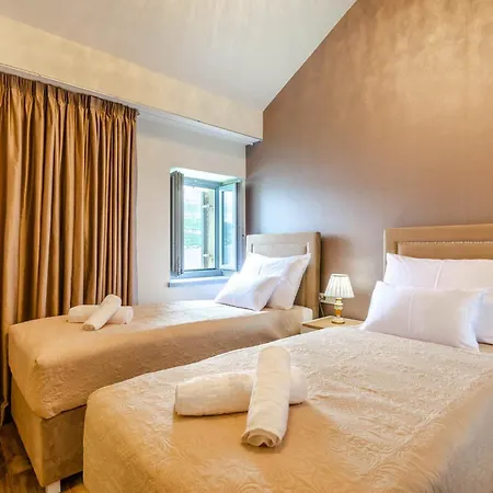 Fantastic Seafront 4 Bedrooms Samostan Prestige Stunning Vila