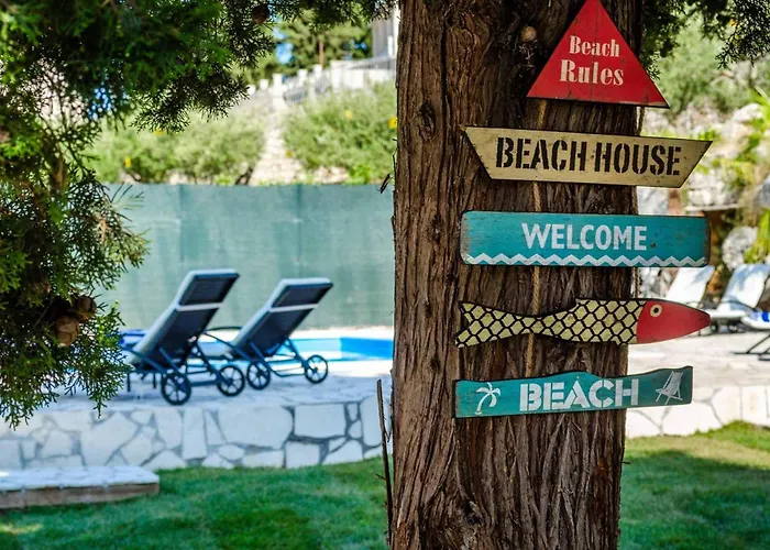 Fantastic Seafront 4 Bedrooms Samostan Prestige Stunning * Korčula