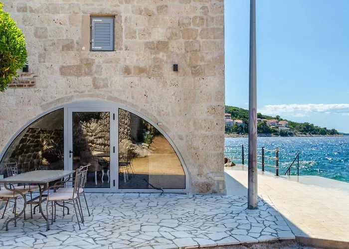 Fantastic Seafront 4 Bedrooms Samostan Prestige Stunning *