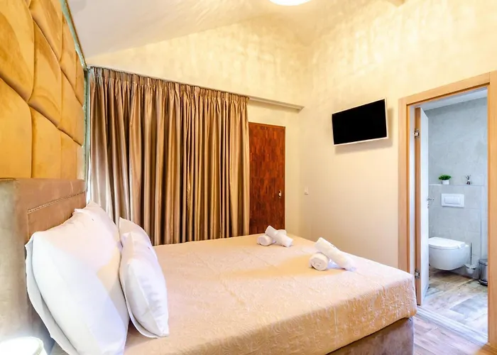 Fantastic Seafront 4 Bedrooms Samostan Prestige Stunning *